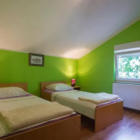 Tereza Villa Grizane-Belgrad